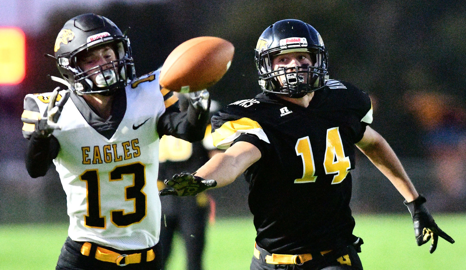 Hinton vs Lawton-Bronson football